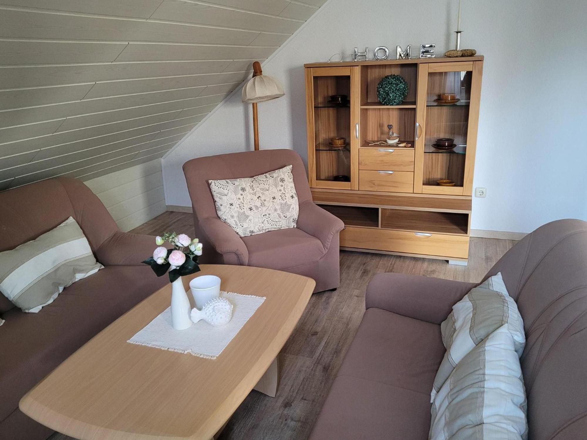 Wohnung Mit Wintergarten Wittmund Exterior photo